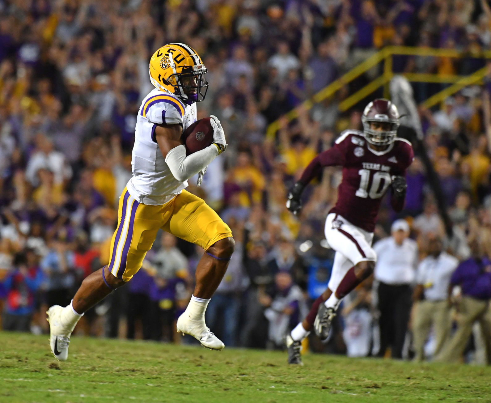 BR..lsutexasammain.120119 TS 1012.jpg